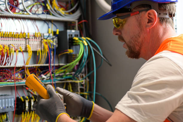 Best Electrical Outlet Repair  in Ashtabula, OH